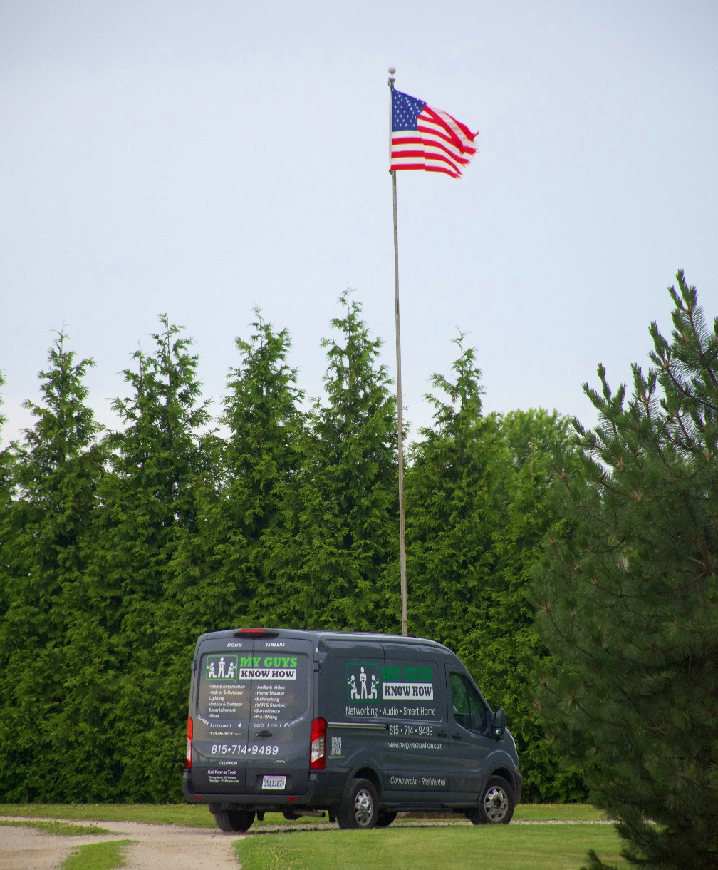 mgkh-usa-flag-service-truck@2x